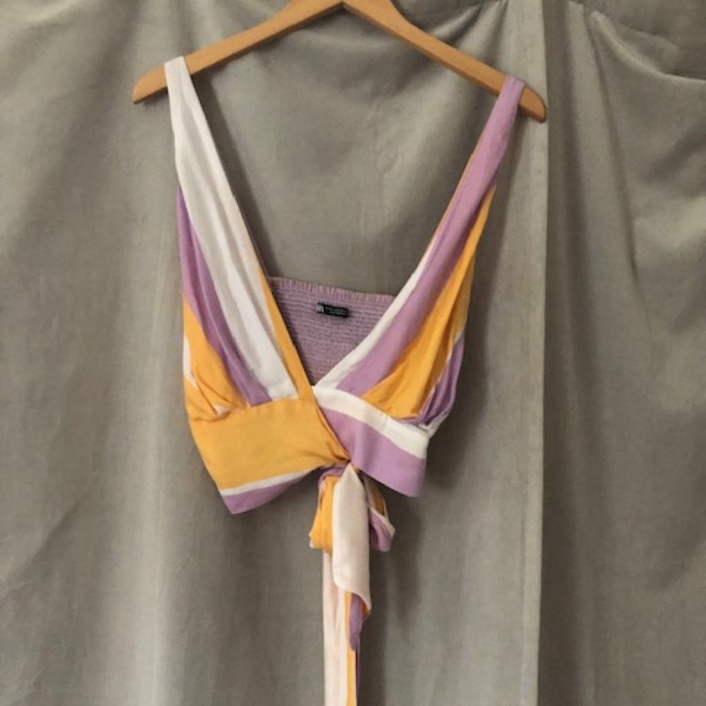 Super cute Zara wrap crop top Size XS
